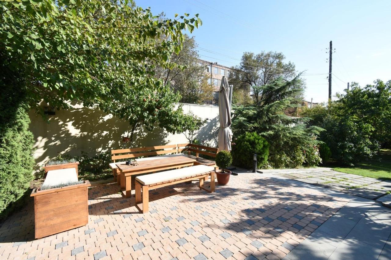 Villa In Nork 耶烈万 外观 照片