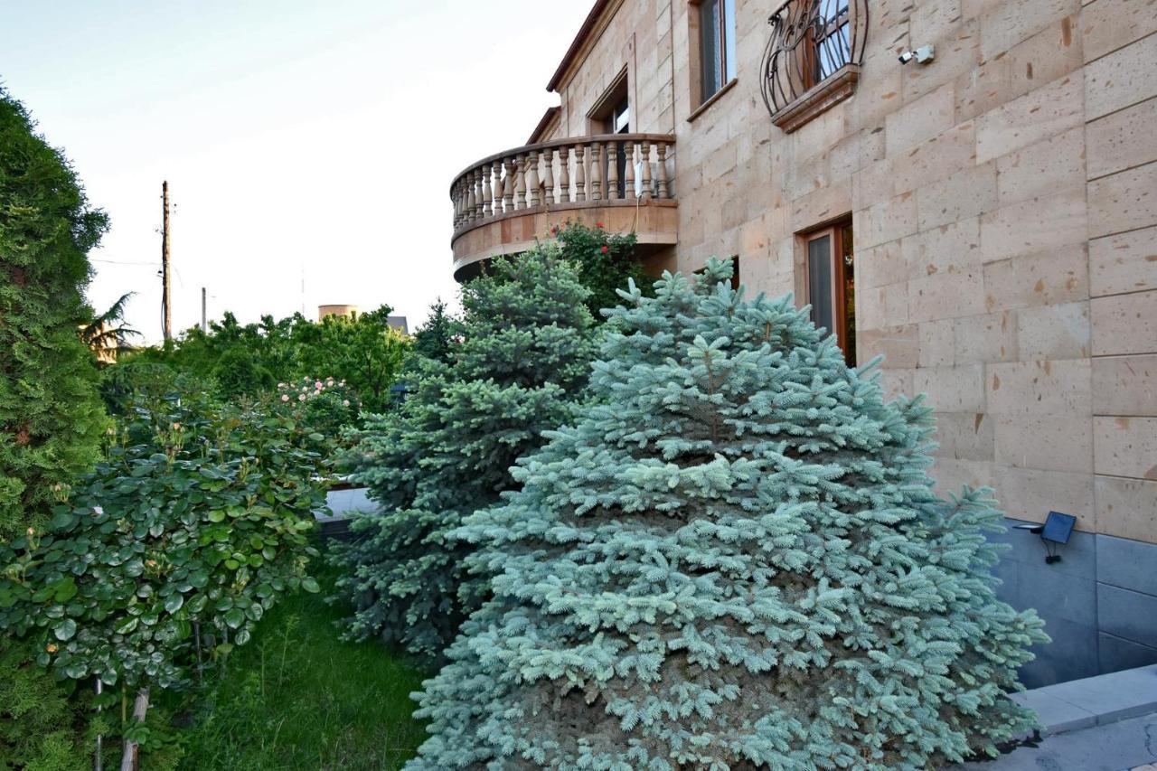 Villa In Nork 耶烈万 外观 照片