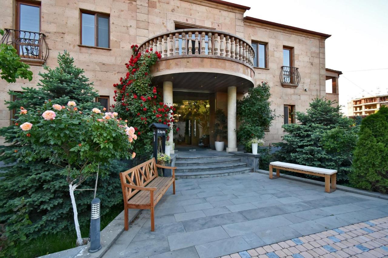 Villa In Nork 耶烈万 外观 照片